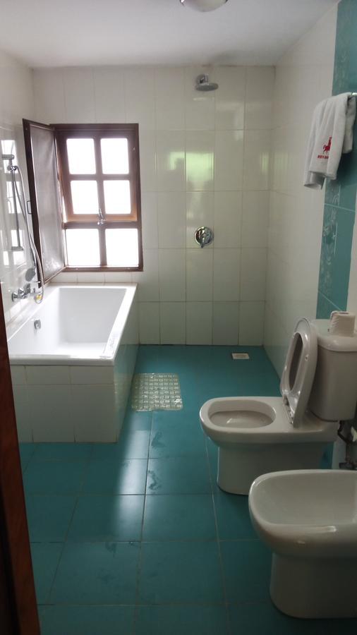 White Horse Inn Kabale Εξωτερικό φωτογραφία